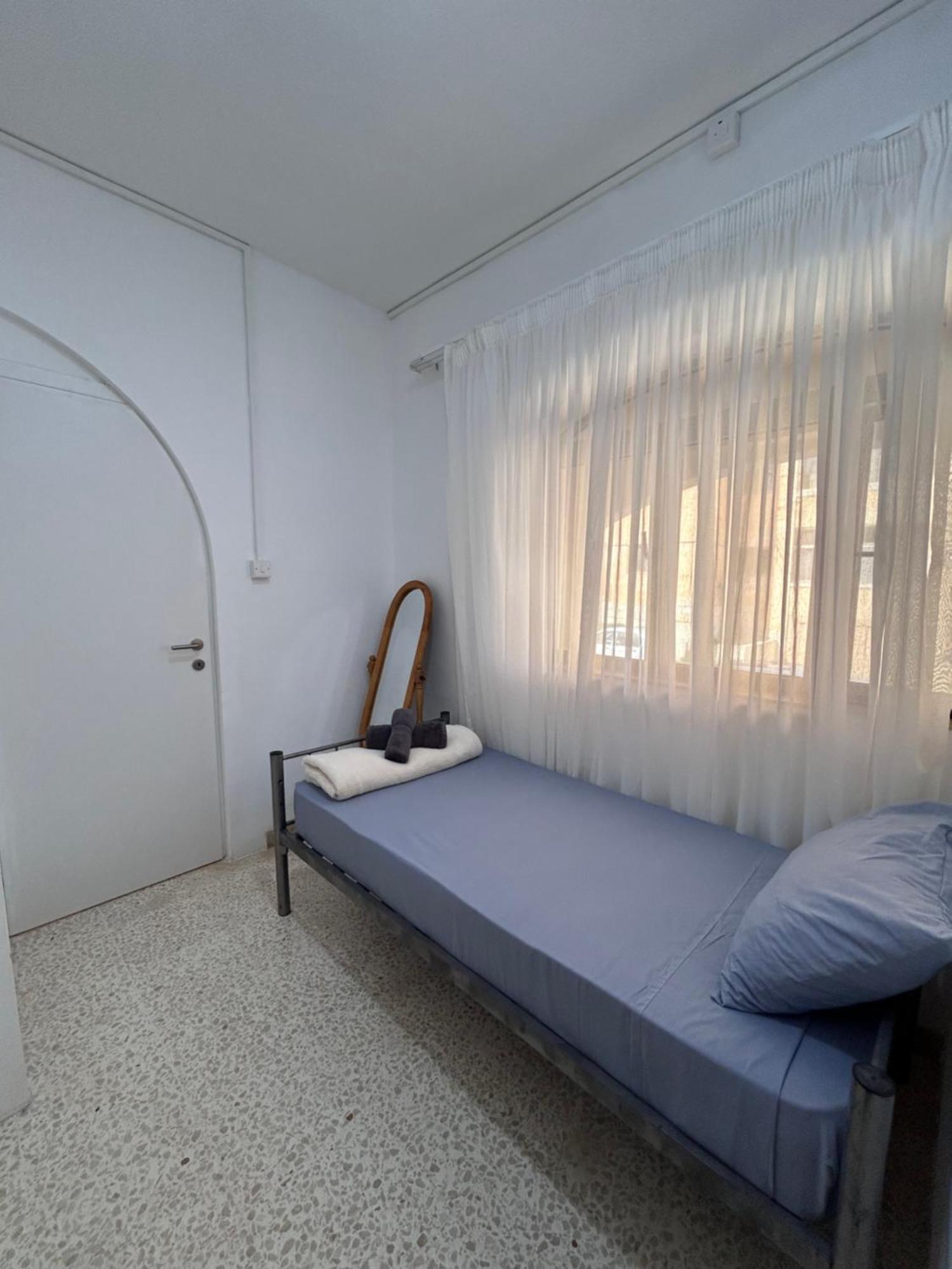 Private Room San Gwann Экстерьер фото