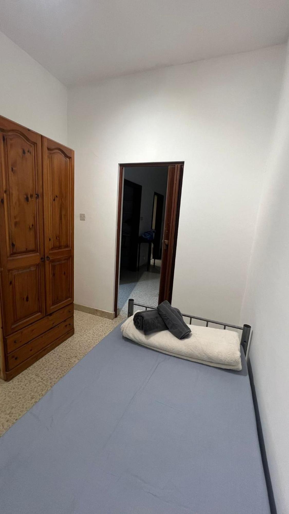 Private Room San Gwann Экстерьер фото